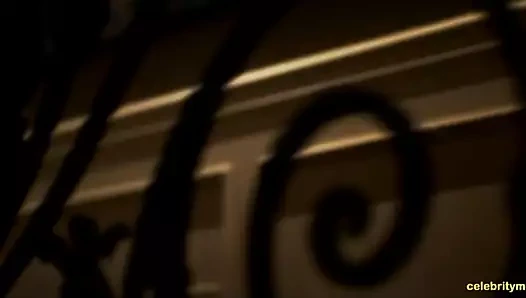 Marianne d'vaz'ın derisini maksimuma çıkar