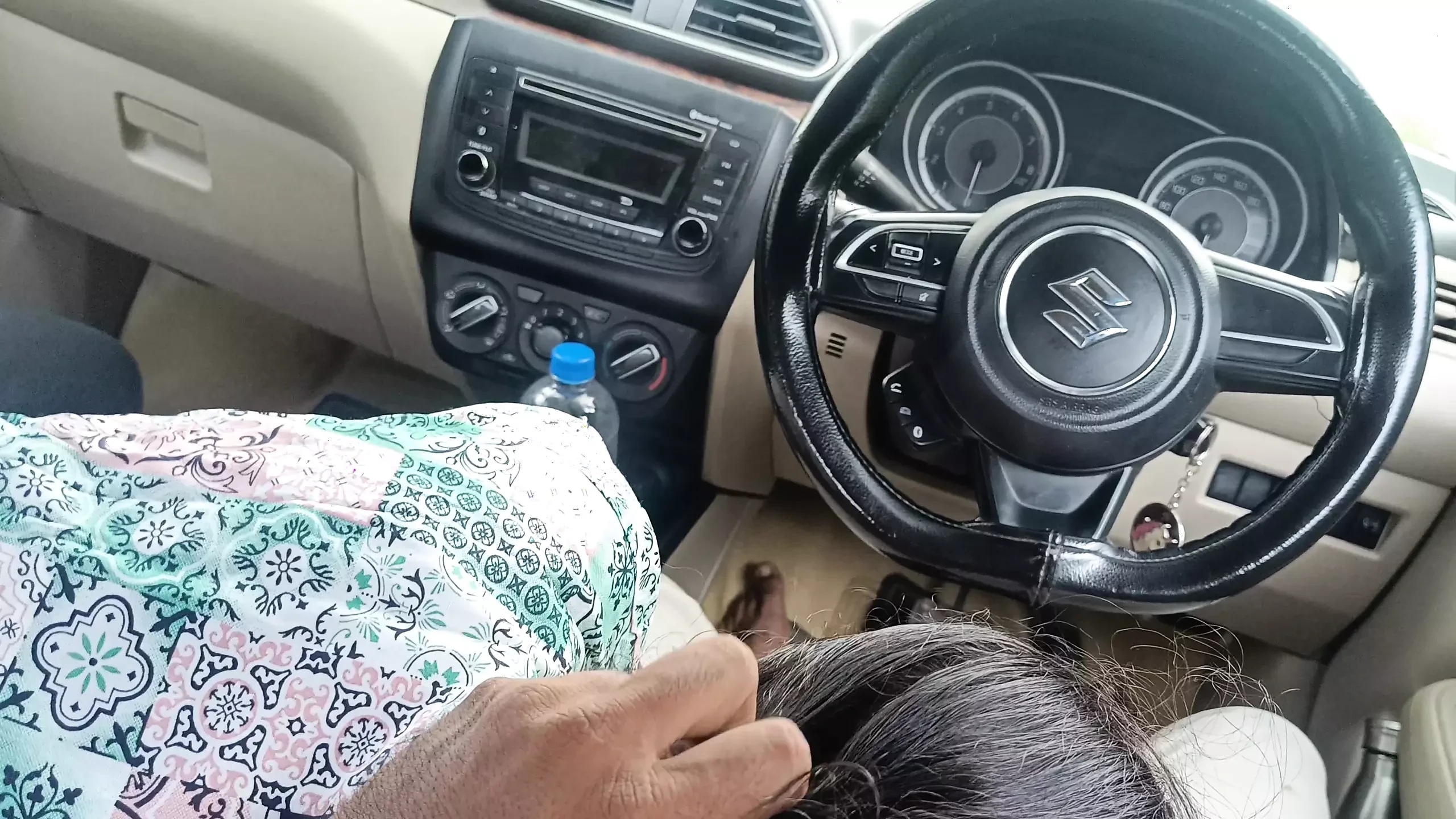 office manager enjoying hot Romance with married colleague inside car part 3