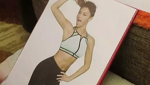 Nicole scherzinger boşalma anısına 8