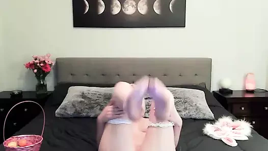 Sonsuz miktarda zevk sağlamak için cilveli luna