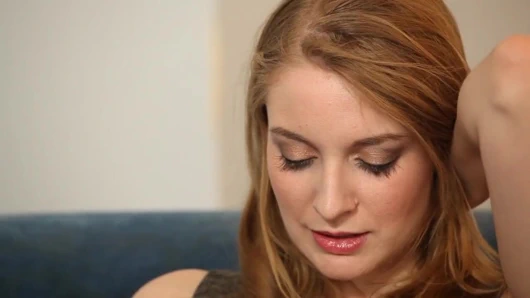 Annen ve ben gizlice sikişiyoruz!!