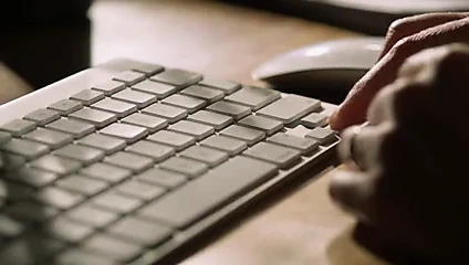 Keri russell - karanlık gökyüzü