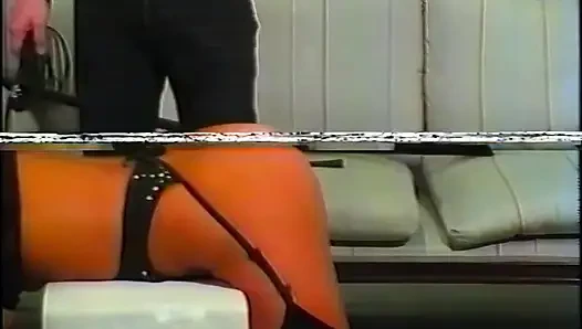 Ben sarışınım, ateşli ve kölen olmak istiyorum