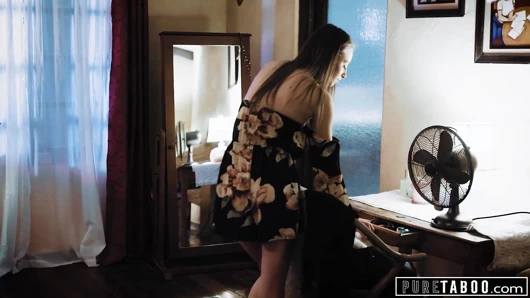 Saf tabu, kyler quinn üvey anne ve üvey babasıyla yakalandı