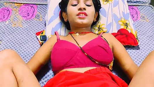 Ateşli Hintli evli kadın kocasının en iyi arkadaşı tarafından sikiliyor Hintçe ses kaydı