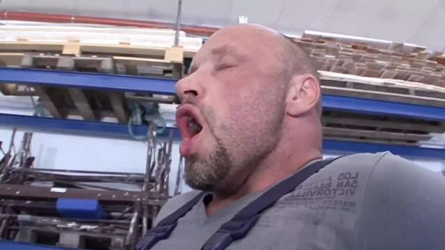 Evli kadın ne yaptığını bilmiyor