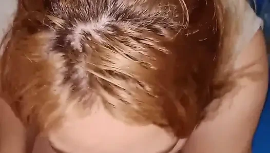 Depoda amatör: sakso ve ayakta seks