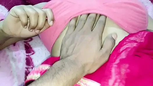 Yeni en iyi Hintli desi köyü yenge ka kocasıyla seksi video