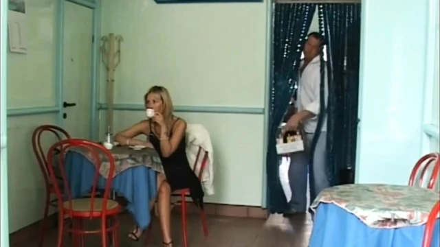 Barda Sakso Ve Evde Popo Sikişi