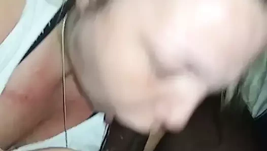 Bbw beyaz milf derin boğaz oral seks boşalmak yutmak
