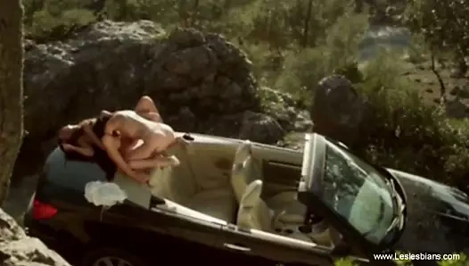 Duş zamanı için lezbiyen arkadaşlar süre duygu azgın