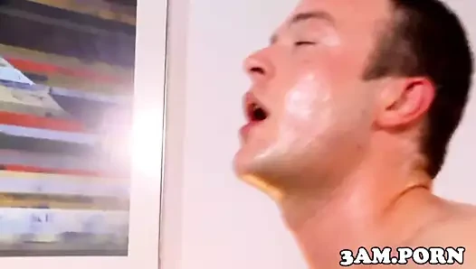 Bigtitted fahişe doggystyled