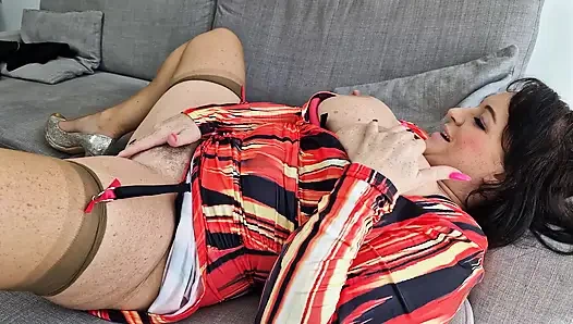 Naylon çoraplı, olgun lezbiyen seks - bölüm 1