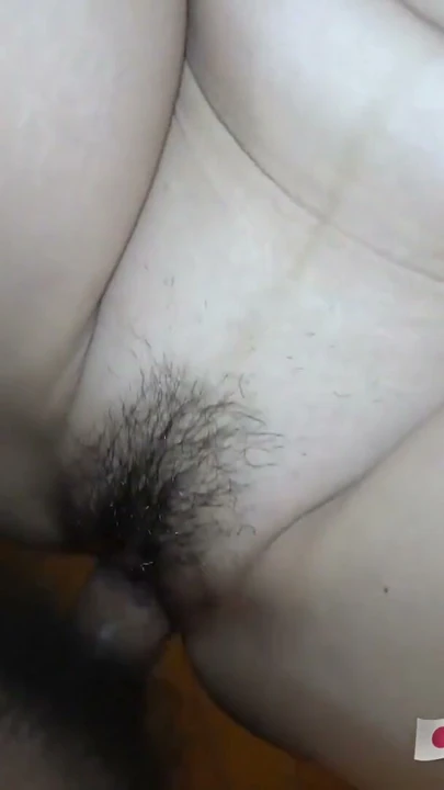Utangaç Japon genç gets pov oyuncaklar ve seks | Klip 1