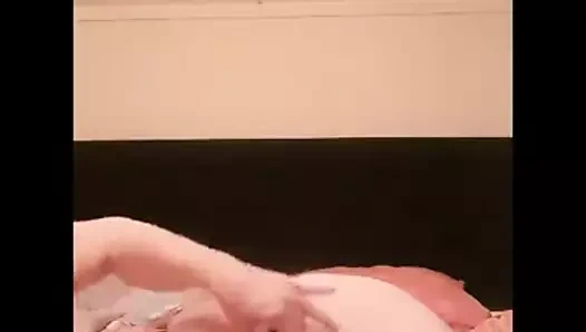 Kız arkadaşım beni arkadan alıyor