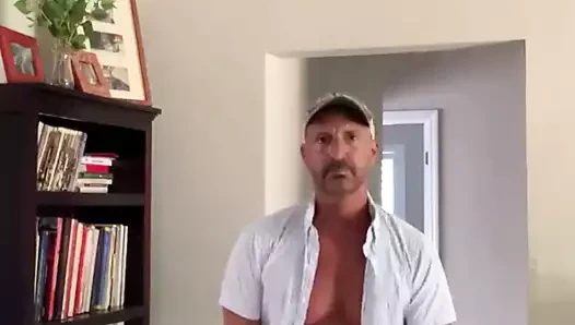 baba soyunmak ile sert horoz