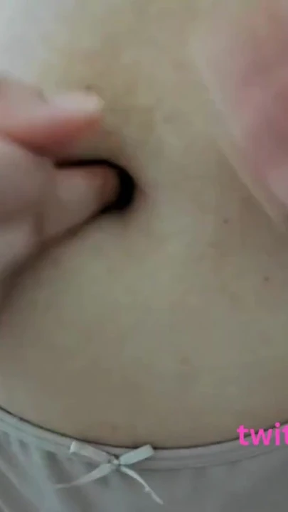 Эпический момент из "ФЕТИШ ЖИВОТА КНОПОК - ПЛЕВАНИЕ КНОПКОЙ ЖИВОТА - ТРАХ ПАЛЬЦАМИ НА КНОПКЕ - ТУРЕЦКАЯ МИЛФА- ТУРЕЦКОЕ ПОРНО- ТУРЕЦКОЕ"