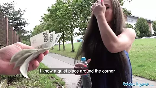 Kamu ajan lara tilki gets ona sıska göt kapalı içinde cesaret