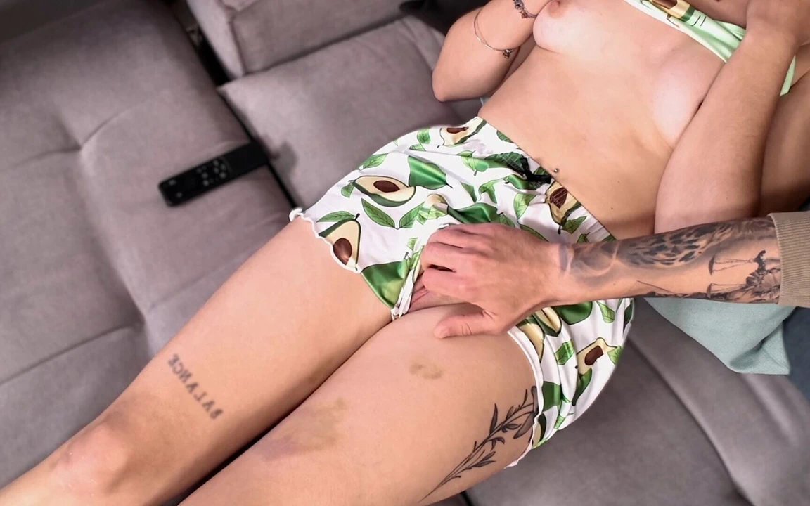 Lütfen! Beni üvey yarakla yalnız bırakma!!