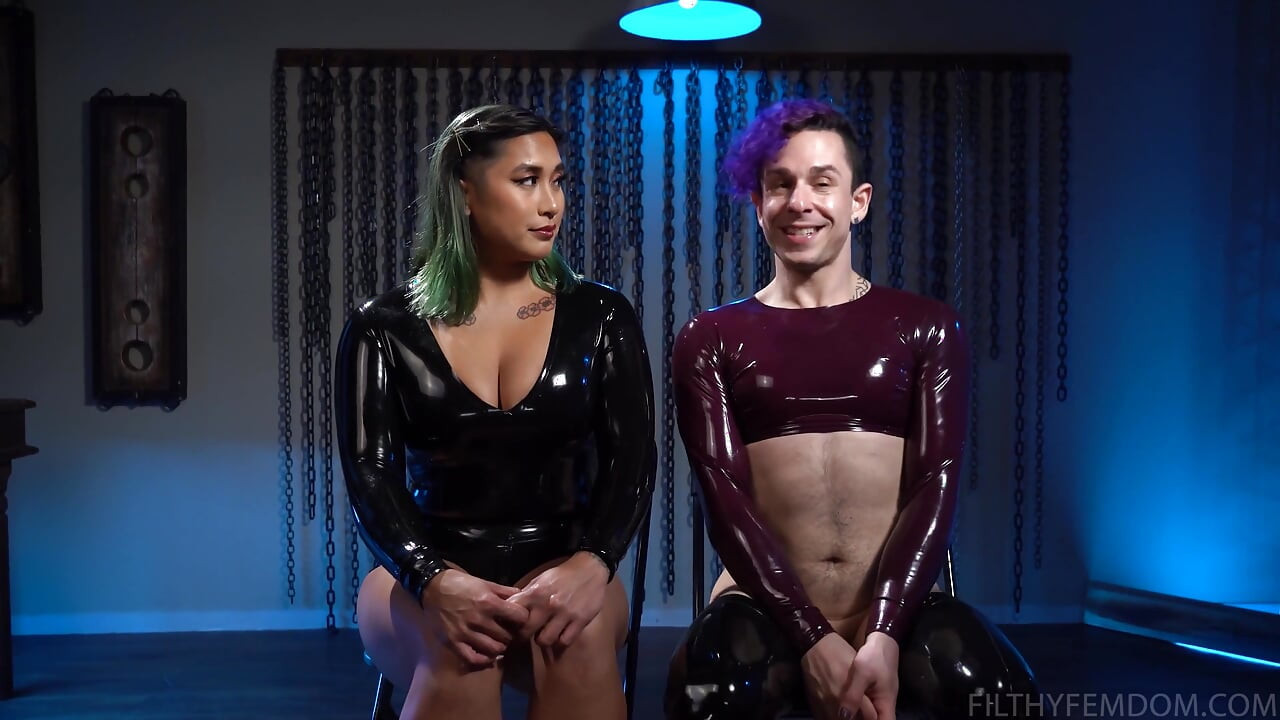 Bad Kitty ve tatlı bayan fahişe Mia Little, Corbin Dallas