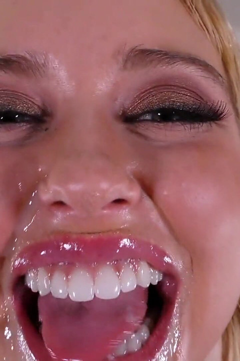 Chloe Cherry ile mastürbasyon!