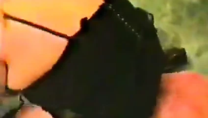 İri güzel kadın büyük memeler