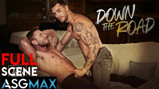 Asgmax - tam sahne - kalbi kırık ve azgın - kaslar için kaslı zonklayan biseksüel tedavi