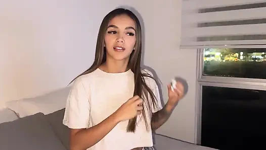 En iyi arkadaşım beni film izlemeye davet ediyor, azıyoruz ve sert seks yapıyoruz! - Samy Sun7