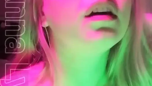 Ağır çekimde göğüslerim