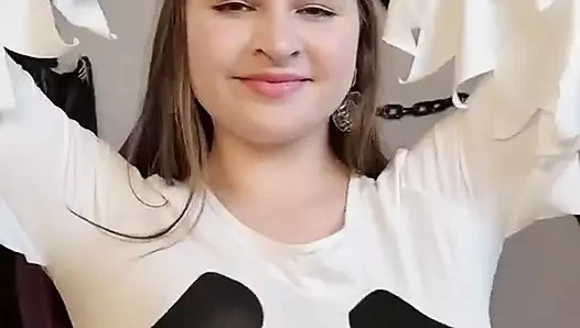 TinniAngelll videosu