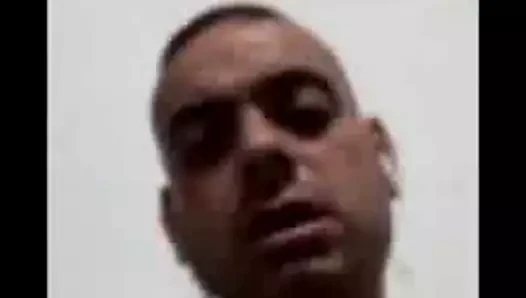 Düz adam lebanon polis büyük horoz