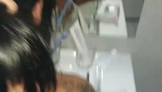 Olgun english bayan anal sikme içinde otel banyo