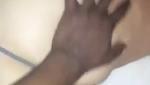 İri güzel kadın