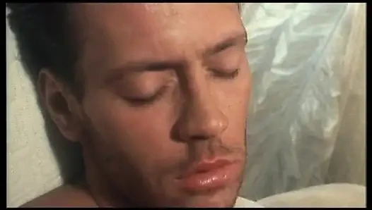 Rocco'nun sert seks arayan iki genç sürtük için büyük yarağı