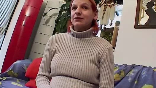 Vahşi ve hamile redhead sürtük yeme boşalmak sonra Başlarken bir derin sikme