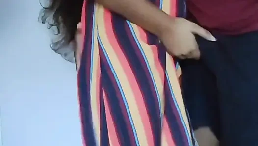 Hintli yenge 18 yaşındaki üniversiteli kız