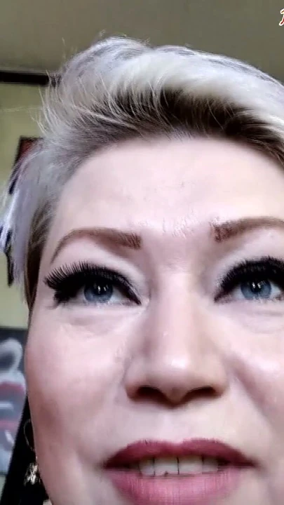 Aktris ve şarkıcı Aimee Hot MILF - bir porno yıldızının günlük aile hayatı: oral seks, yalama, sert seks... )) | Klip 2