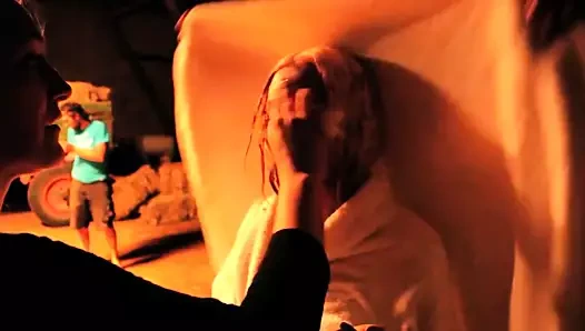 Ürdün oymacı çamur güreşi