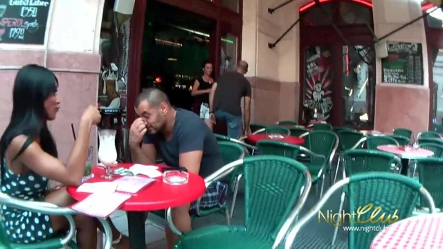 Drecksau aus einer Bar abgeschleppt und weggefickt