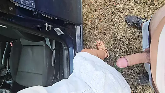 Patronuma herkesin içinde bacaklarımı açmasını söyledim. Kaçırmak istemezsin.