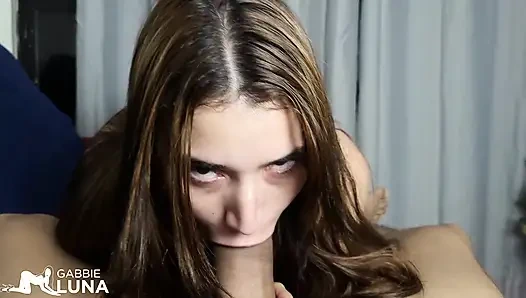 Evde kanepede ona verdim