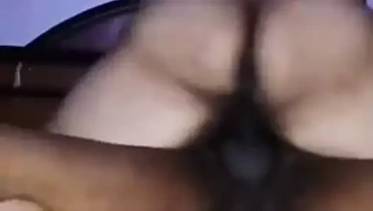 Desi kabarcıklı göt yenge sıcak binicilik