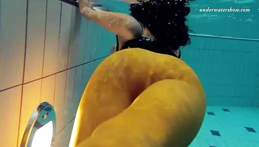 Nina markova seksi sualtı bebek