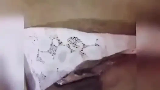 Tek başına yeni video! Vücudumun tadını çıkarıyor ve zevke son ver!