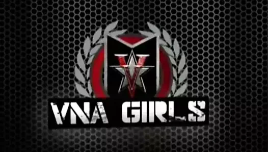 Üvey kızı kimber Lee nakit için üvey babasını beceriyor!