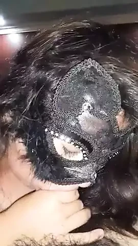 21-летняя глотает сперму 50-летнего мужчину