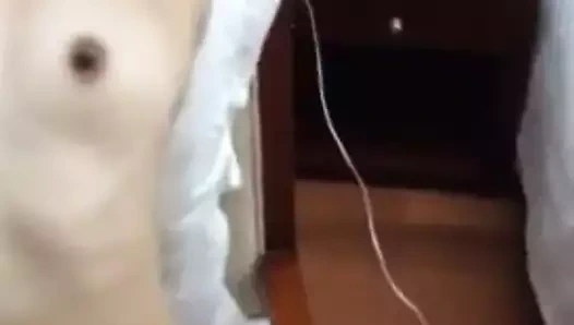 Bağlı ve ağzı açık organizma