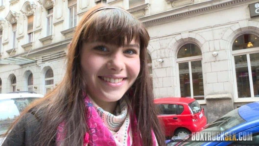 Loren minardi'nin nakit para için kamu lanet