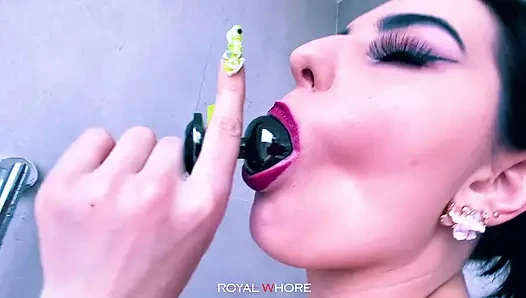 Stepsis suzie ile xxl anal plug içinde duş itibaren amsterdam