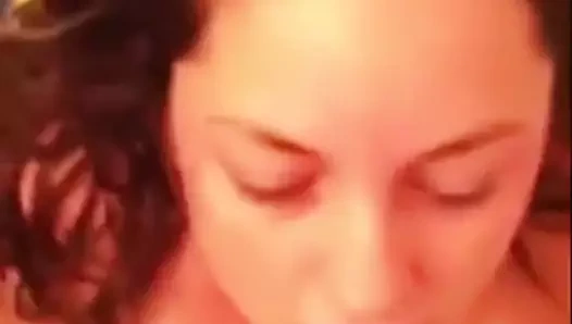 yüz ve göğüsleri üzerinde dağınık twinks - pov